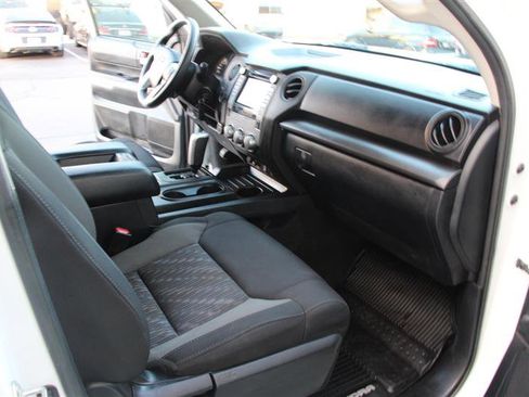 Used 2018 Toyota Tundra SR5 w/ SR5 Upgrade Package image 16