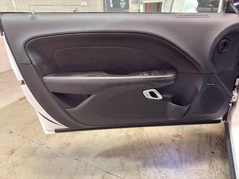 Used 2018 Dodge Challenger SXT Plus RWD image 14