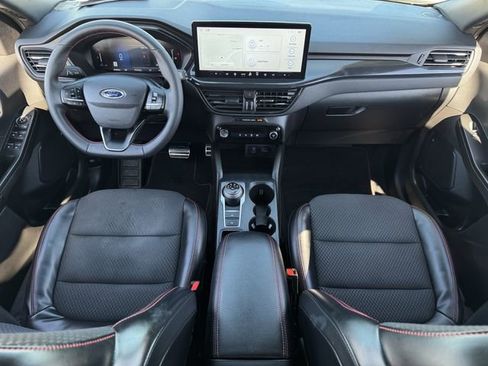 Used 2023 Ford Escape ST-Line w/ Tech Pack #1 image 9