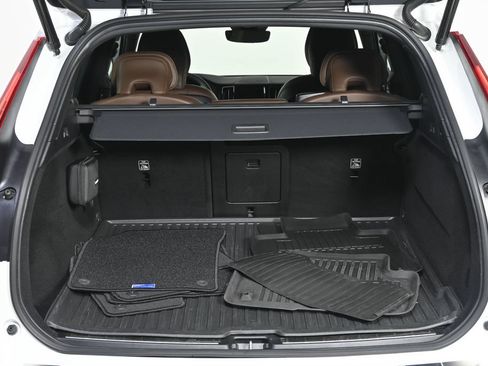 Used 2023 Volvo XC60 B5 Plus w/ Climate Package FWD image 30