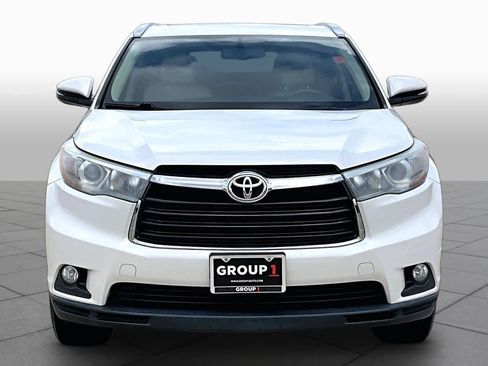 Used 2015 Toyota Highlander XLE FWD image 4