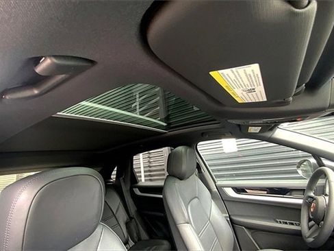 New 2026 Porsche Cayenne E-Hybrid image 32