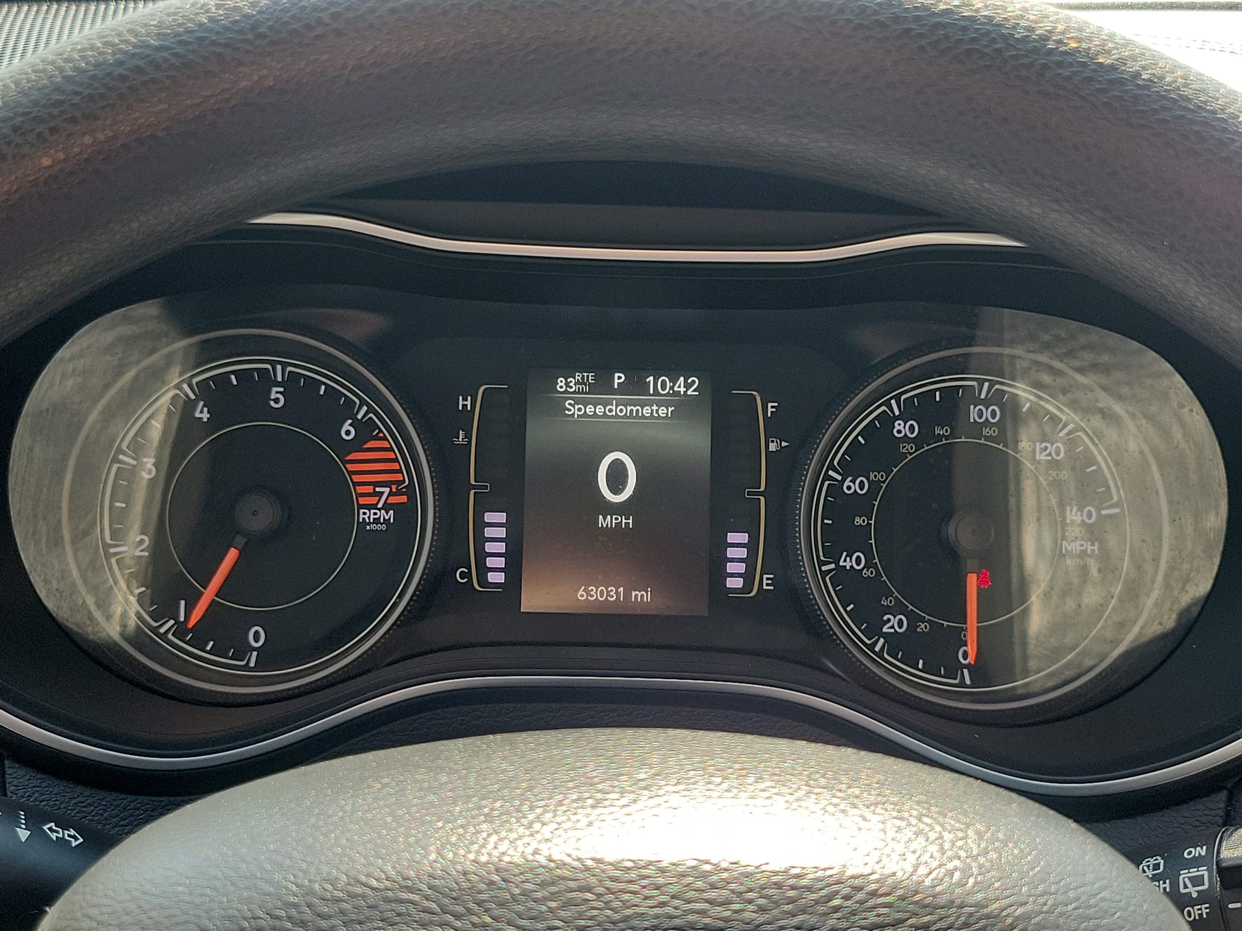 Used 2021 Jeep Cherokee Latitude w/ Mopar Interior Package FWD image 19