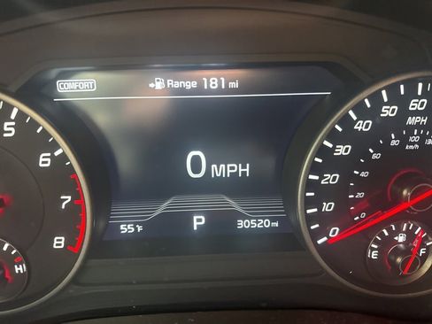 Used 2019 Kia Stinger GT1 image 13