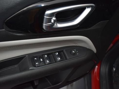 Used 2024 Jeep Compass Limited image 13