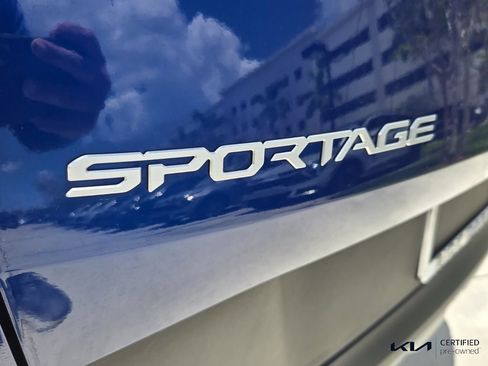 Certified 2025 Kia Sportage EX w/ Premium Package FWD image 17
