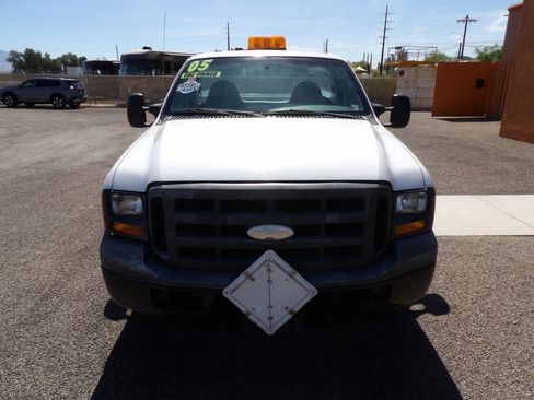 Used 2005 Ford F350 XL RWD image 3