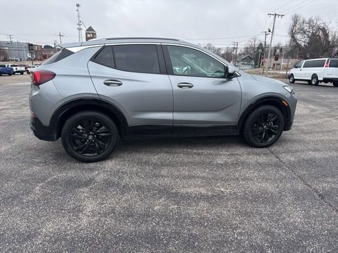 Used 2024 Buick Encore GX Sport Touring image 4