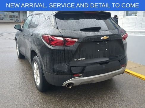 Used 2022 Chevrolet Blazer LT image 3