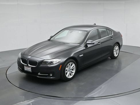 Used 2016 BMW 528i Sedan RWD image 38