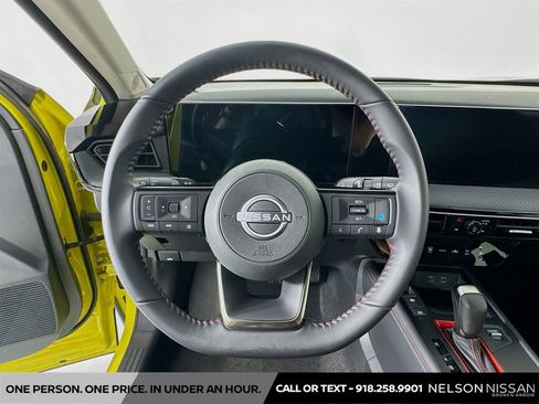 Certified 2025 Nissan Kicks SR AWD/4WD image 11