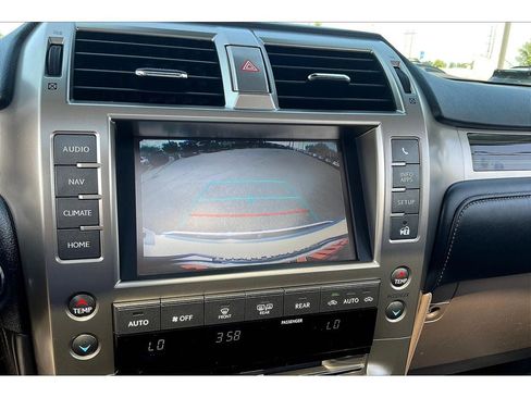 Used 2021 Lexus GX 460 Premium image 23