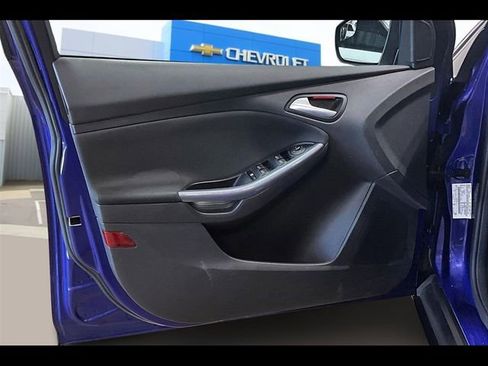 Used 2014 Ford Focus Titanium image 17
