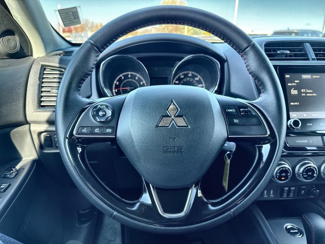 Used 2026 Mitsubishi Outlander Sport LE AWD/4WD image 14
