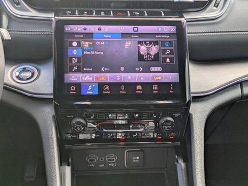 New 2025 Jeep Grand Cherokee Overland w/ Luxury Tech Group IV image 16