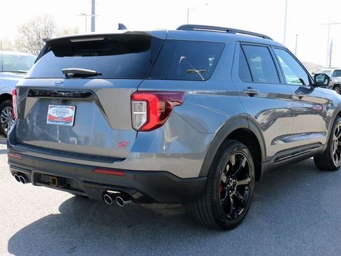 Used 2022 Ford Explorer ST w/ Equipment Group 401A image 5
