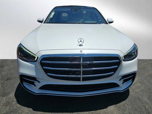 New 2024 Mercedes-Benz S 580 4MATIC Sedan image 2