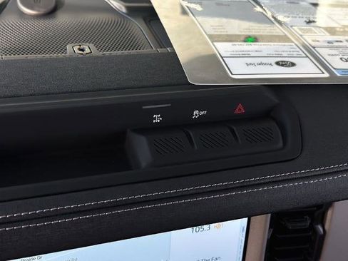 New 2025 Ford Bronco Outer Banks image 18