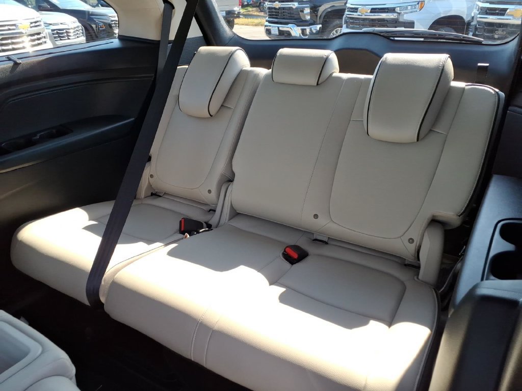 Used 2025 Honda Odyssey Touring image 17