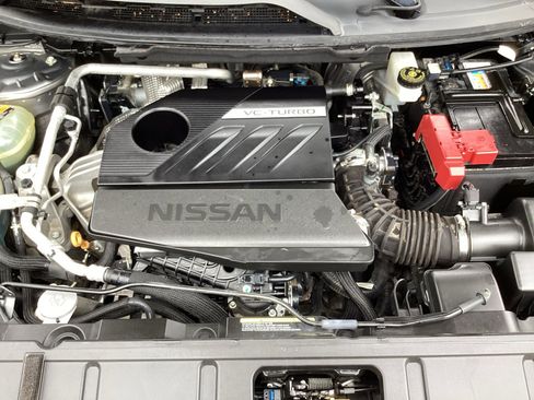 Used 2023 Nissan Rogue SV FWD image 32