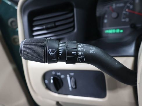 Used 2003 Ford Windstar Sport image 30