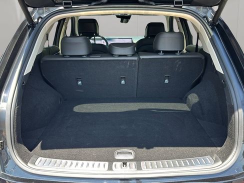 Certified 2026 Genesis GV70 2.5T AWD/4WD image 10