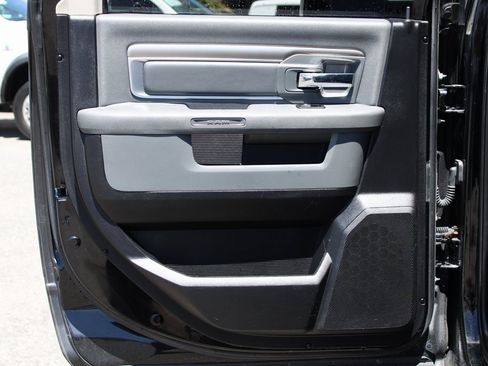 Used 2014 RAM 3500 Big Horn w/ Black Appearance Group image 28