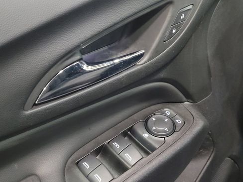 Used 2022 Chevrolet Equinox LT image 27