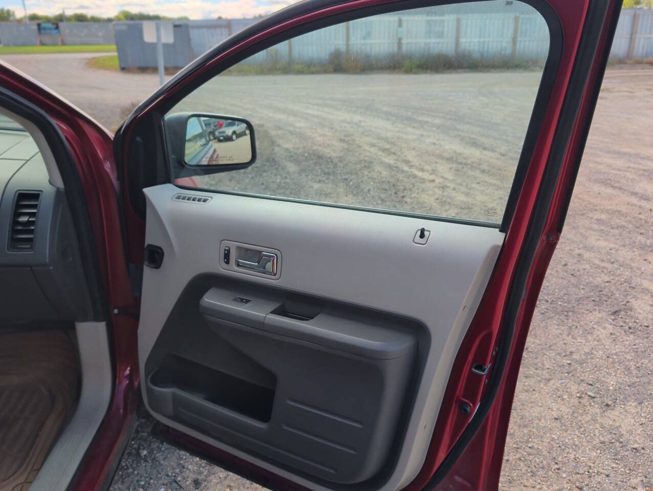 Used 2007 Ford Edge SE FWD image 29