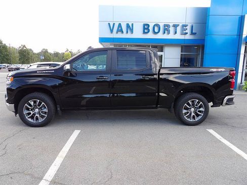 Certified 2025 Chevrolet Silverado 1500 LT AWD/4WD image 2