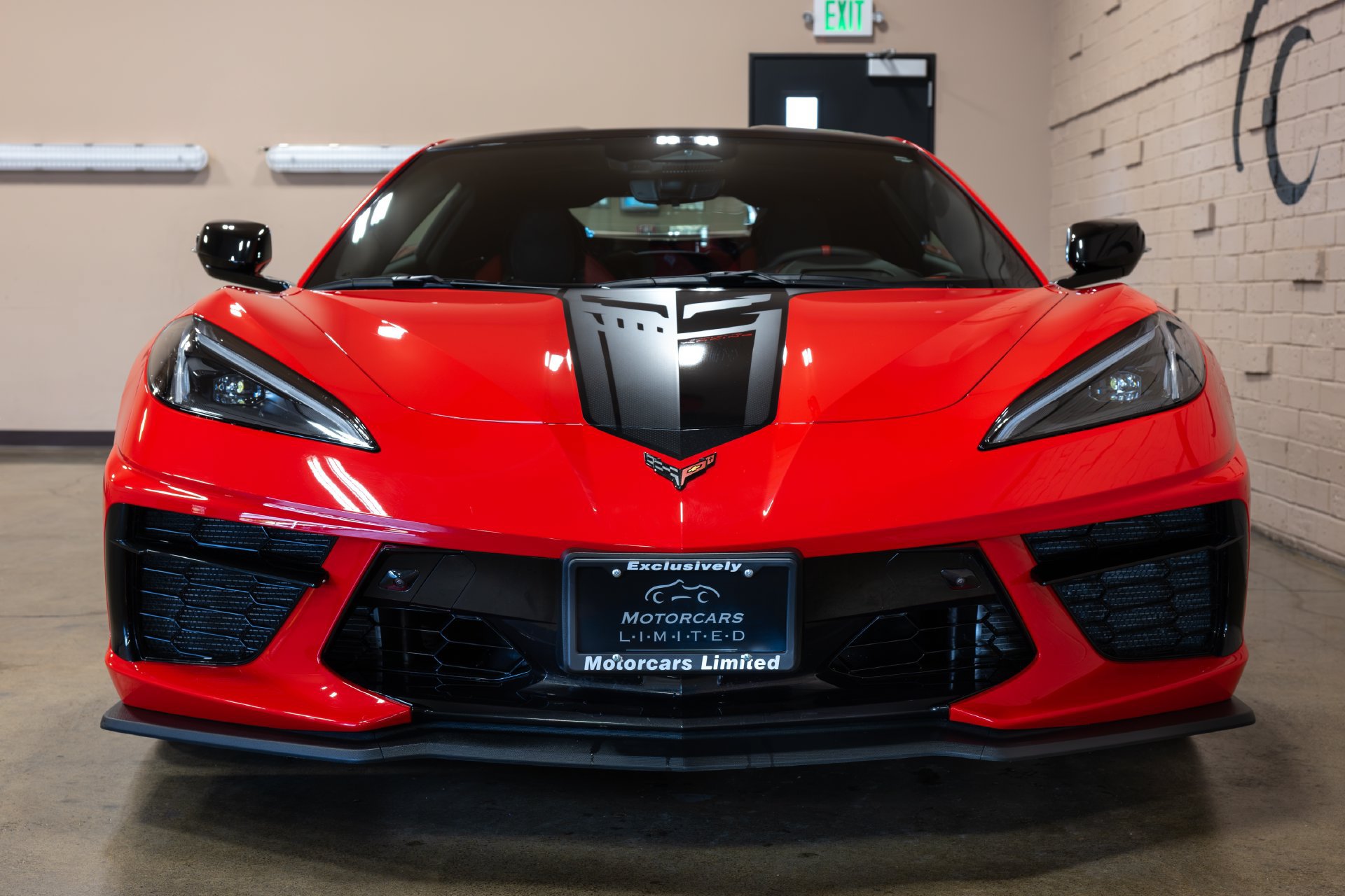 Used 2025 Chevrolet Corvette Stingray Premium Cpe w/ Z51 Performance Package RWD image 16
