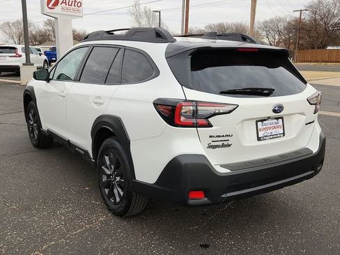 Certified 2025 Subaru Outback Onyx Edition image 3