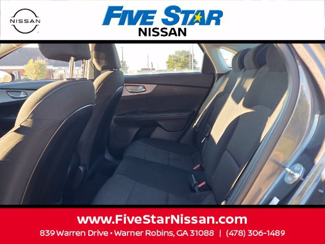 Used 2024 Kia Forte LXS w/ LXS Technology Package FWD image 6