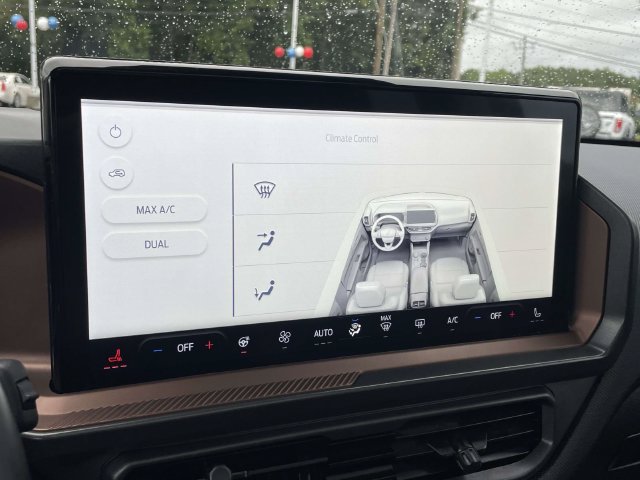 Certified 2025 Ford Bronco Sport Outer Banks w/ Outer Banks Tech Package+ AWD/4WD image 25