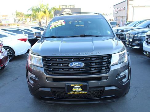 Used 2017 Ford Explorer Sport AWD/4WD image 3