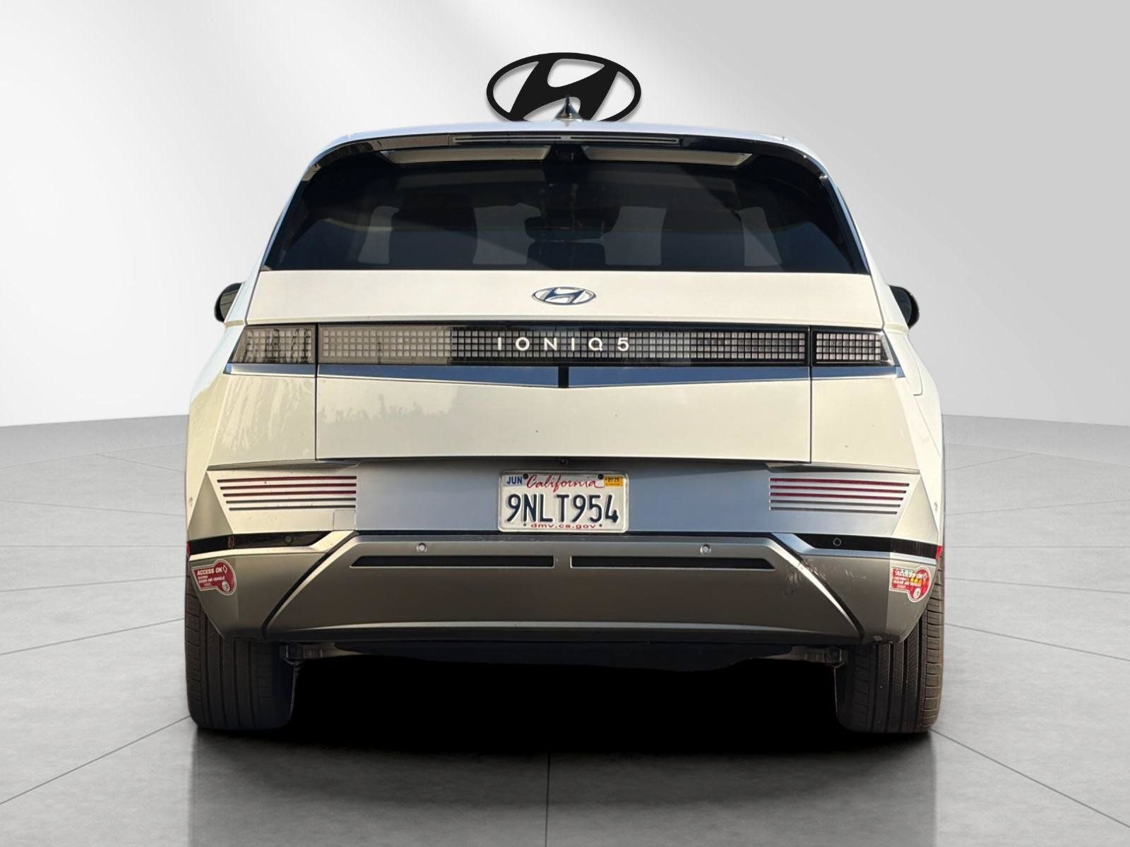 Certified 2024 Hyundai Ioniq 5 Limited RWD image 4
