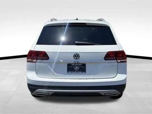 Used 2018 Volkswagen Atlas S FWD image 5