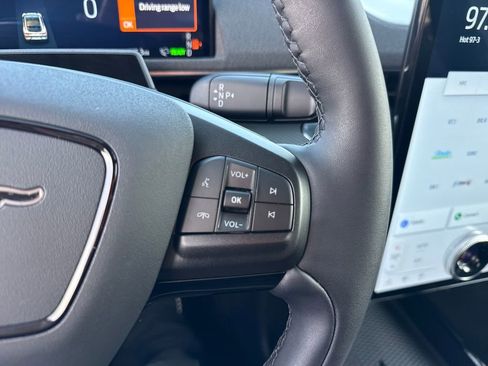 Used 2025 Ford Mustang Mach-E Select w/ Comfort Package Lite image 31