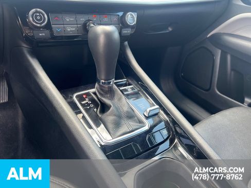 Used 2025 Jeep Compass Limited AWD/4WD image 36