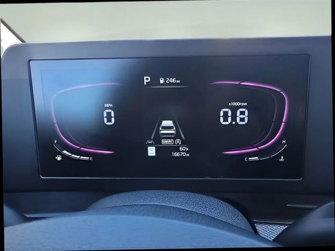 Used 2024 Kia Sportage LX image 22