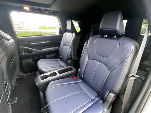 Certified 2026 INFINITI QX60 Sport w/ Dark Cargo Package AWD/4WD image 32