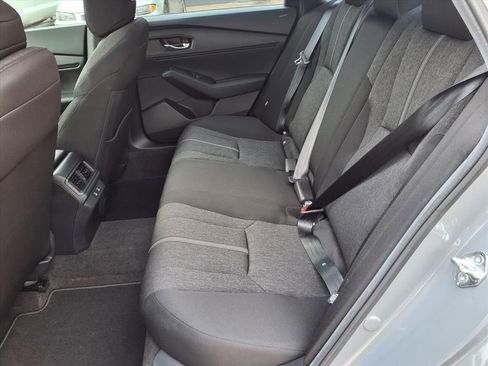 Used 2025 Honda Accord Sport image 9