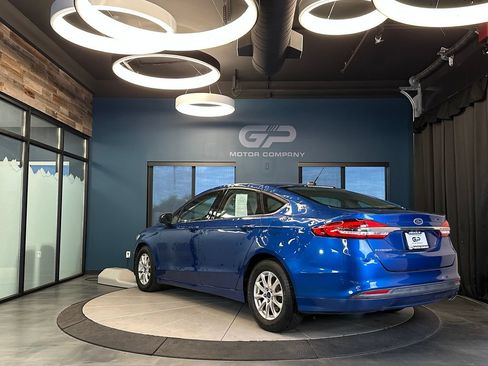 Used 2017 Ford Fusion S FWD image 5