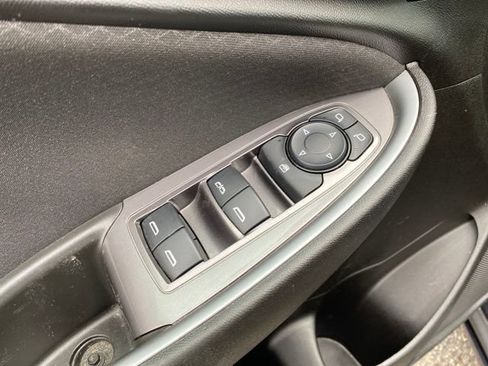 Used 2023 Chevrolet Malibu LT FWD image 16