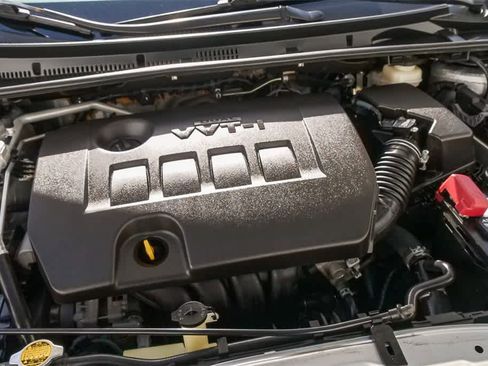 Used 2016 Toyota Corolla LE image 26