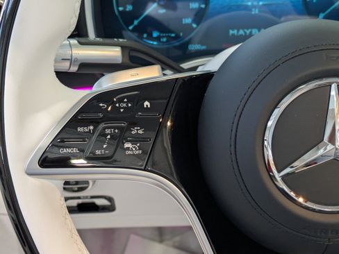 New 2026 Mercedes-Benz Maybach SL 680 image 17