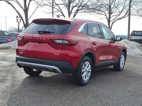 Used 2023 Ford Escape Active image 5