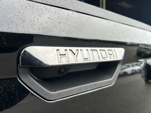 Certified 2024 Hyundai Santa Cruz Limited image 32