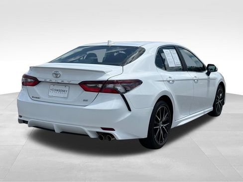 Used 2024 Toyota Camry SE FWD image 28