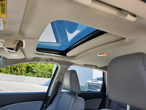 Used 2016 Honda CR-V Touring image 15